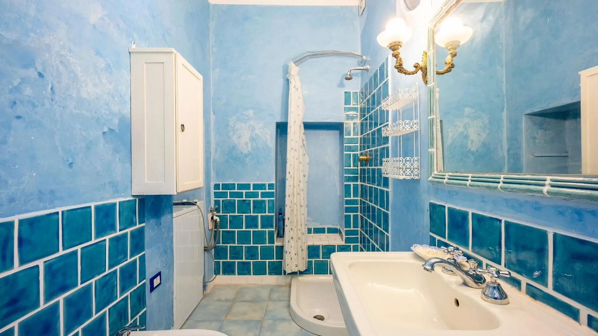 Sea View In The Heart Of Piombino Apartment